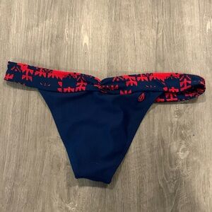 Volcom swim bottoms XL